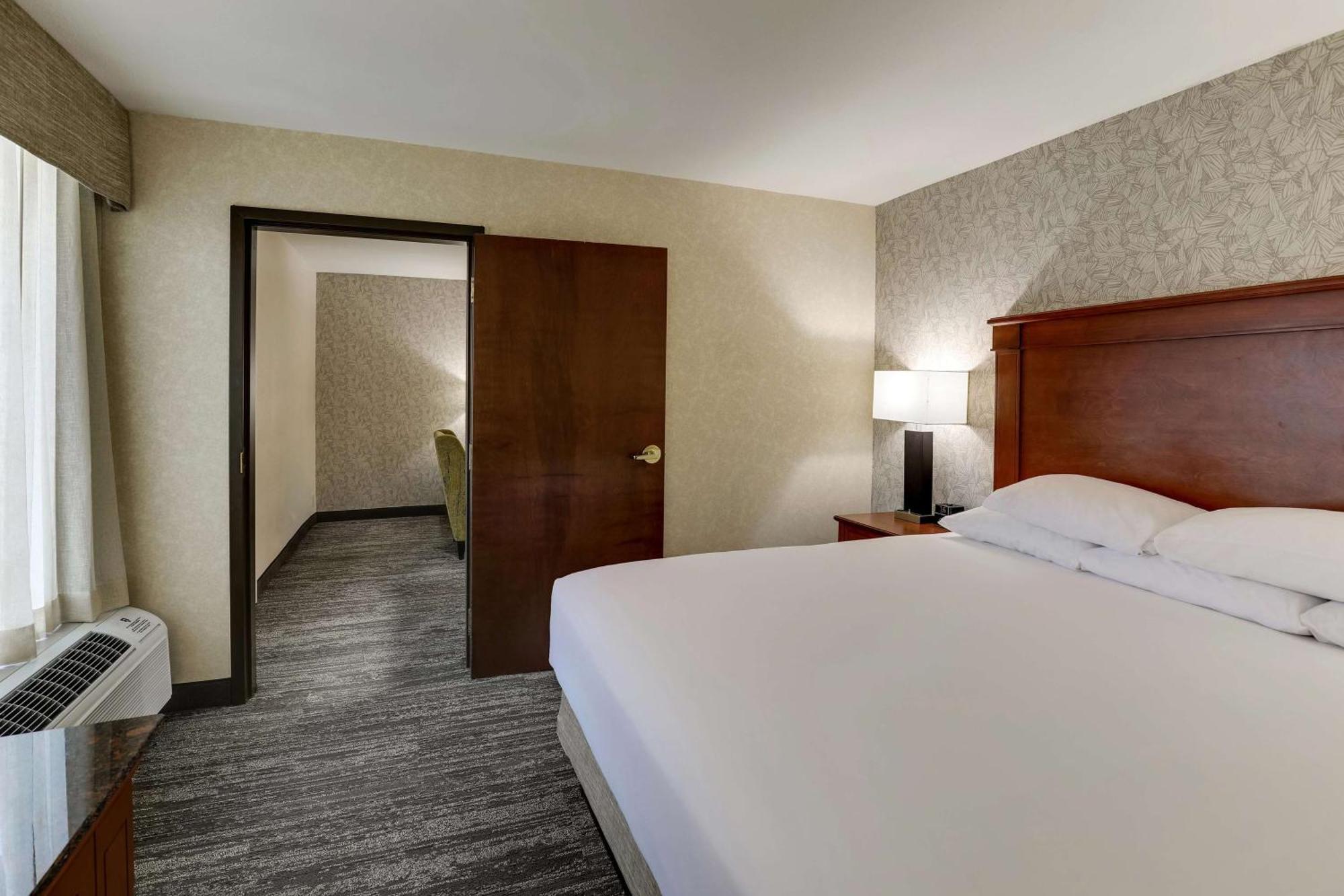 Hotel Drury & Atlanta 3*